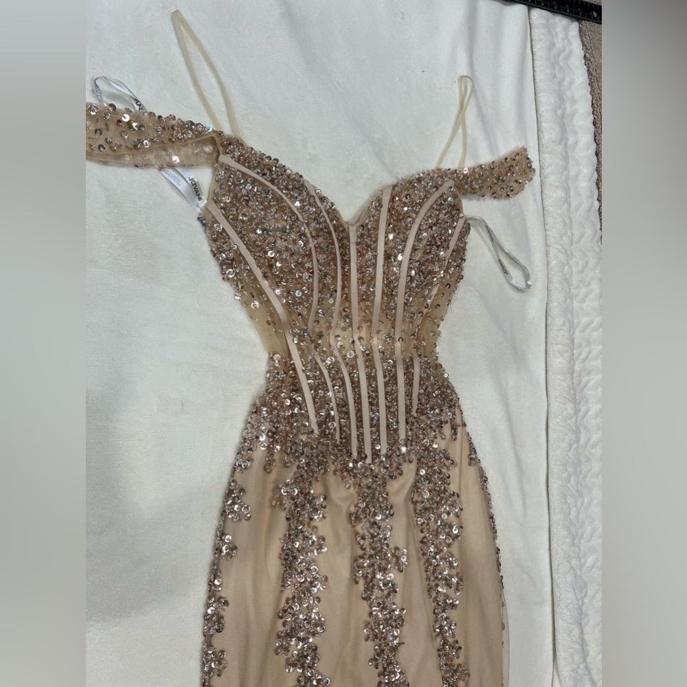 Dress - Picture 2 of 11
